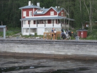 Picturesque dinner on the quay
