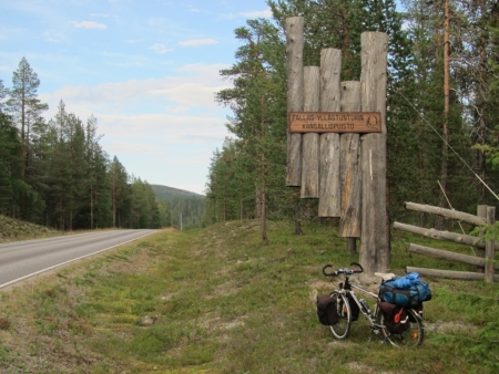 entrance-of-pallas-yllastunturi-national-park-jpg