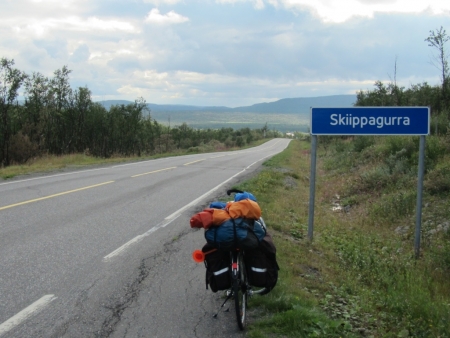 first-glimpse-of-tana-elv